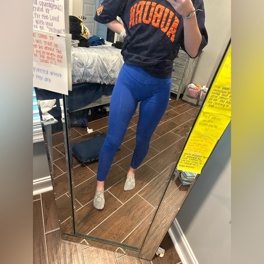 Fabletics leggings - Picture 2 of 3